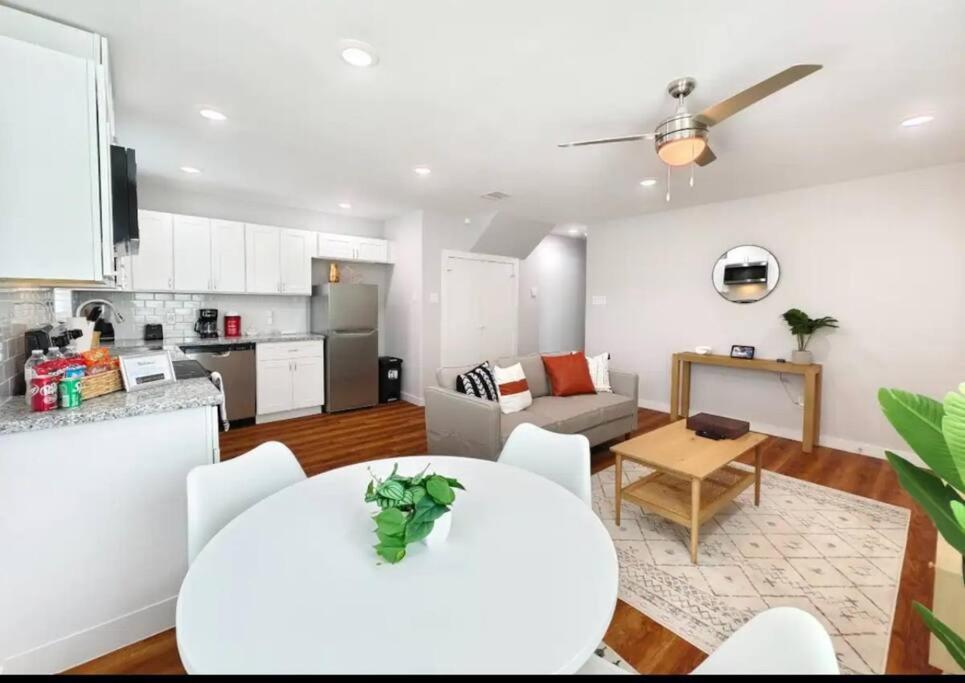 Luxury 3br Downtown And Near Airport * Houston
